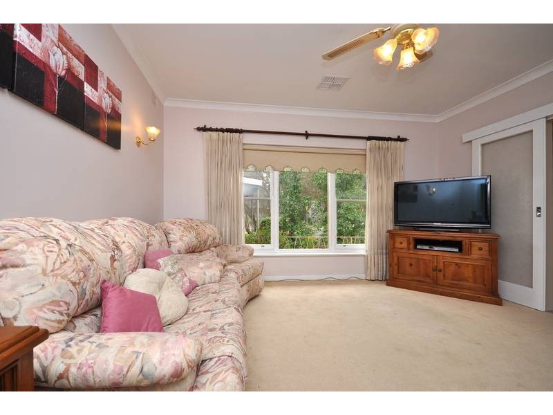 15 Ascham Road, Hope Valley SA 5090