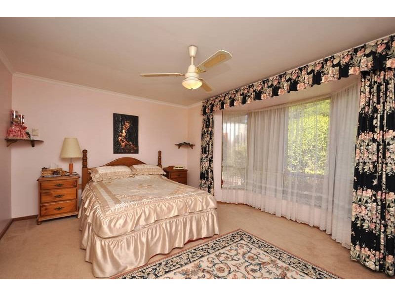 10 Linda Street, Shea-oak Log SA 5371