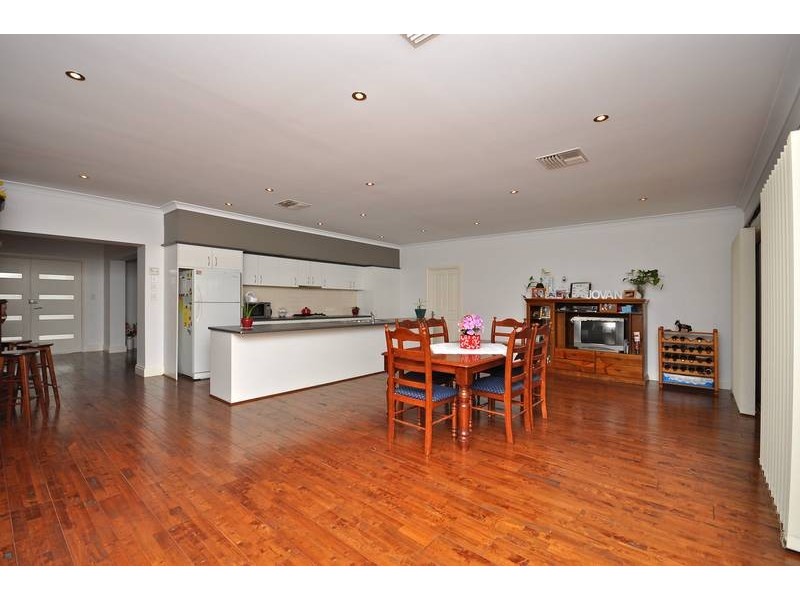 8 Joes Court, Parafield Gardens SA 5107