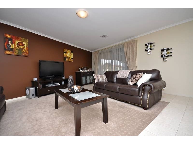 28 Waterside Drive, Burton SA 5110