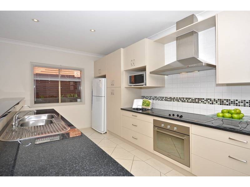 17 Emerald Street, Mawson Lakes SA 5095