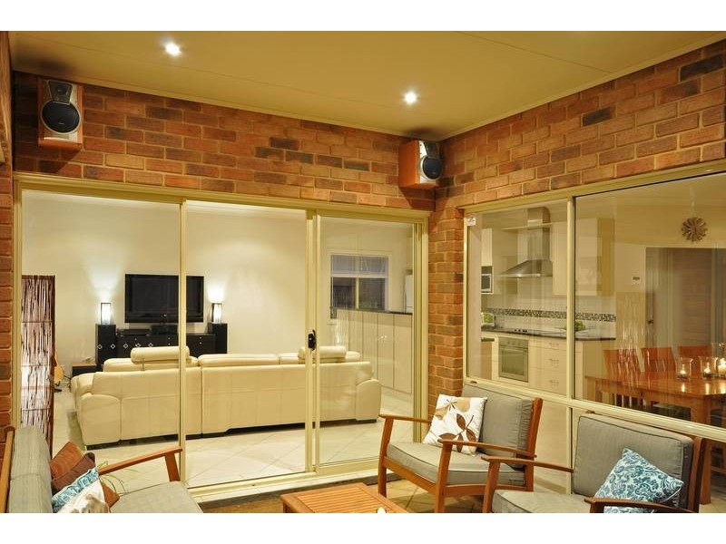 17 Emerald Street, Mawson Lakes SA 5095