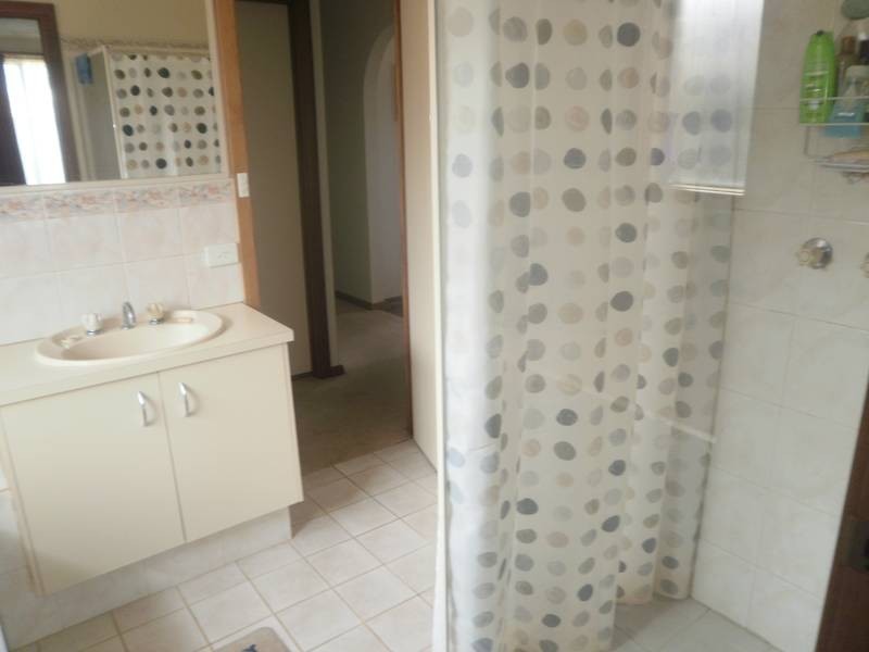 17 Alberta Drive, Burton SA 5110