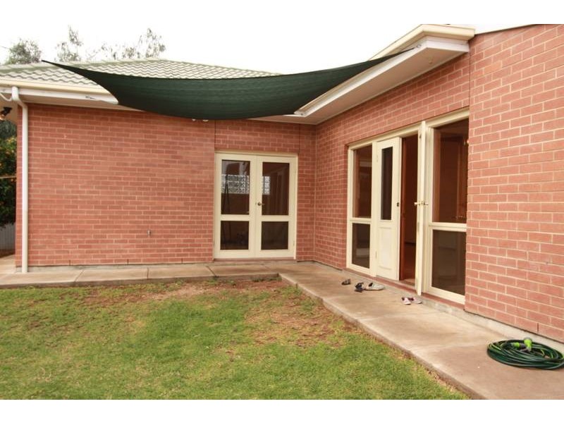 30 Leabrook Drive, Para Hills SA 5096
