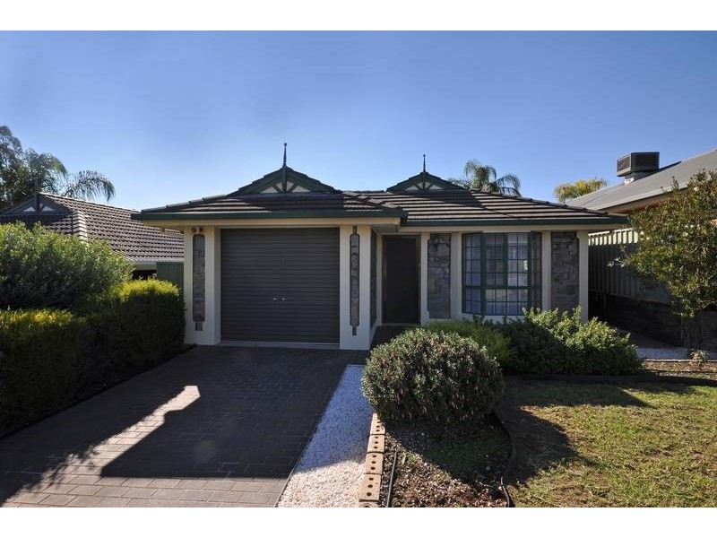 10 Knightsbridge Court, Hillbank SA 5112