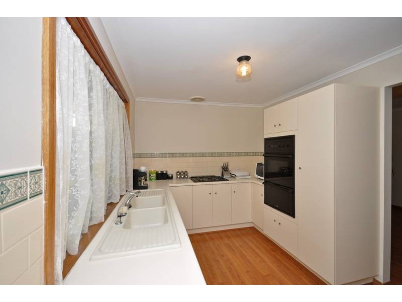 10 Knightsbridge Court, Hillbank SA 5112