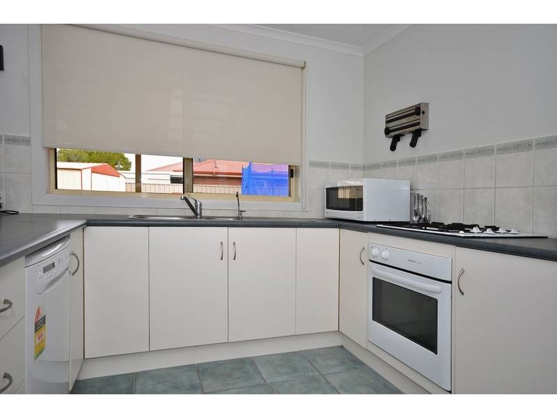 11 Castle Drive, Burton SA 5110