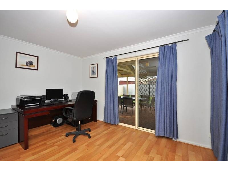 11 Castle Drive, Burton SA 5110
