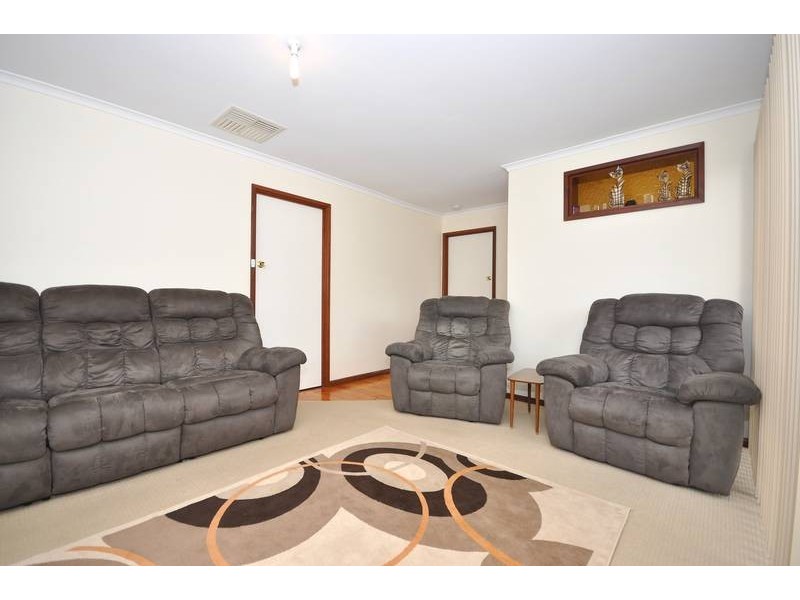 8 Kelvin Road, Ingle Farm SA 5098