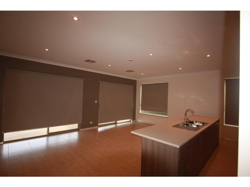 26 Spains Road, Salisbury Downs SA 5108