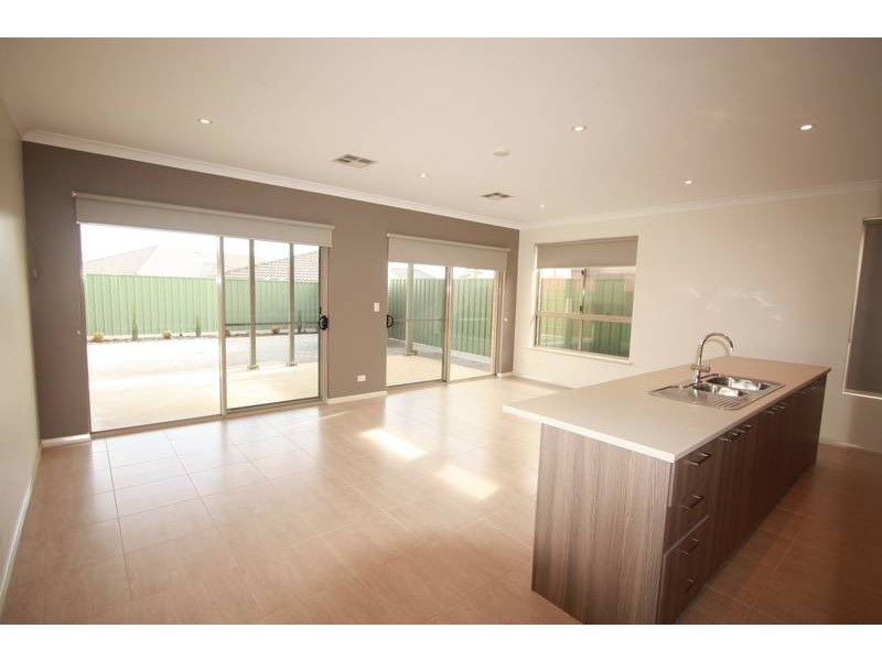 26 Spains Road, Salisbury Downs SA 5108