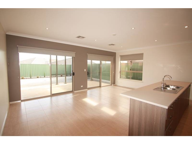 26 Spains Road, Salisbury Downs SA 5108