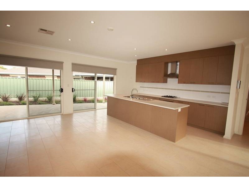 17 Schirripa Court, Salisbury Downs SA 5108