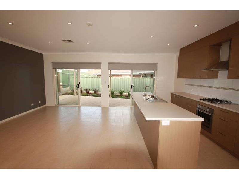 17 Schirripa Court, Salisbury Downs SA 5108