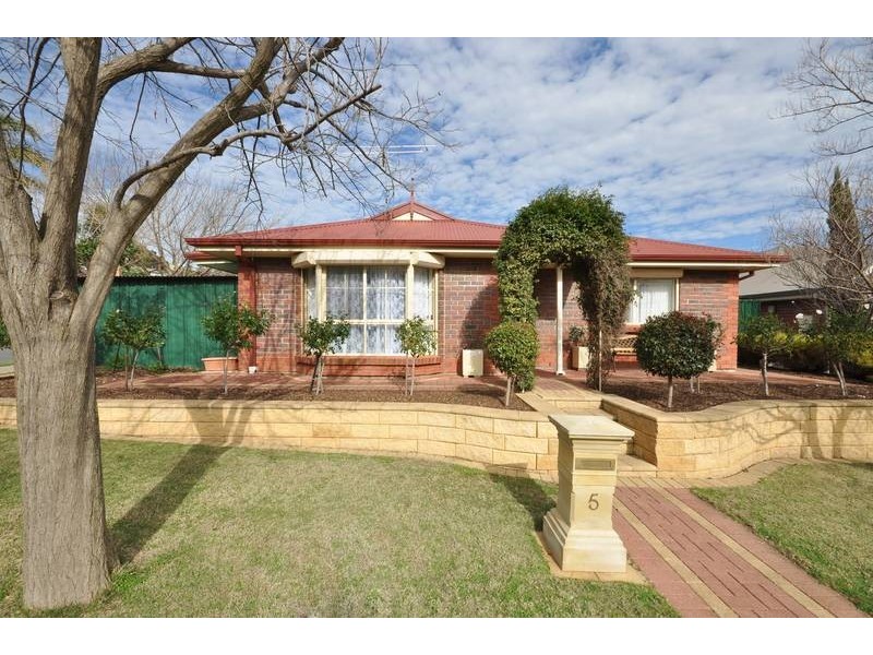 5 Queensborough Drive, Salisbury Heights SA 5109