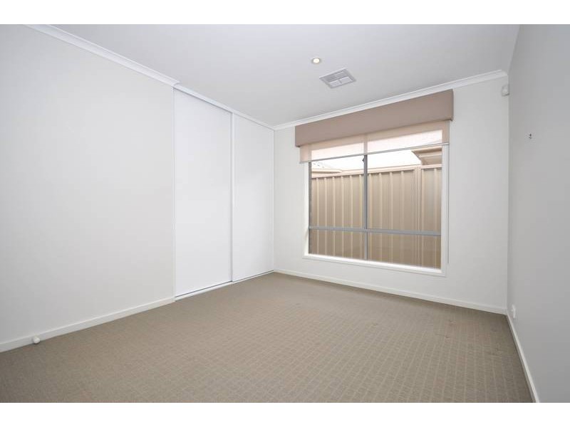 20 The Boulevard, Parafield Gardens SA 5107