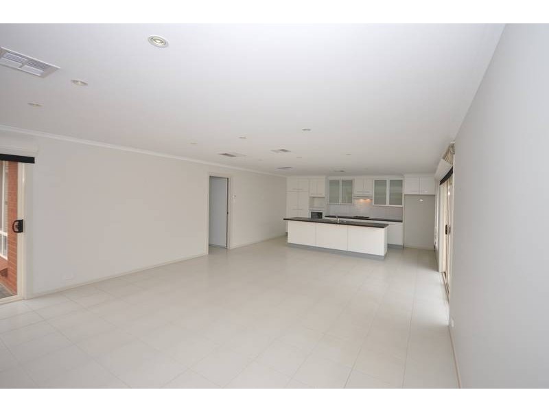 24 The Boulevard, Parafield Gardens SA 5107