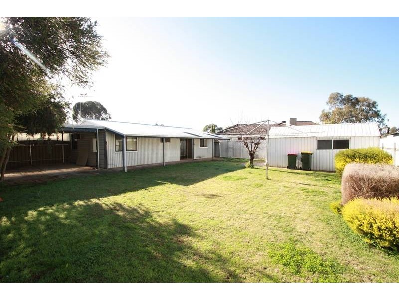 7 Lukin Avenue, Paralowie SA 5108