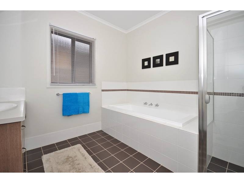 7 Oaks Court, Parafield Gardens SA 5107