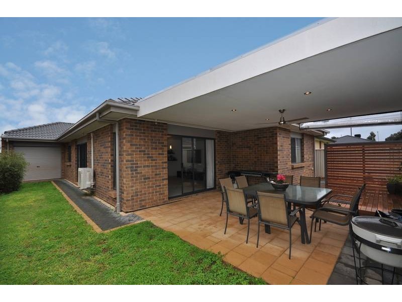 7 Oaks Court, Parafield Gardens SA 5107