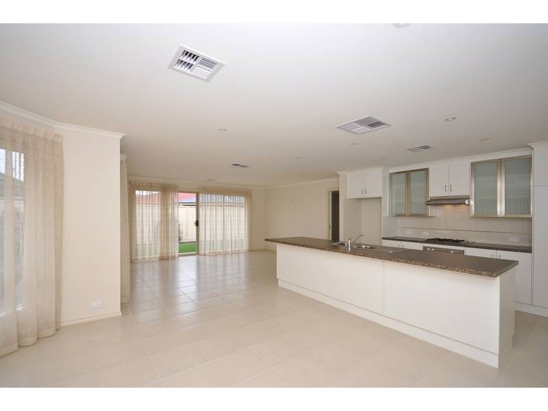 22 The Boulevard, Parafield Gardens SA 5107