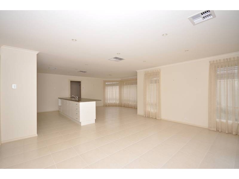 22 The Boulevard, Parafield Gardens SA 5107