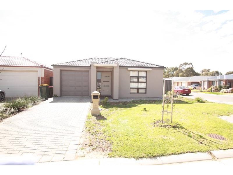 11 Almond Circuit, Munno Para West SA 5115
