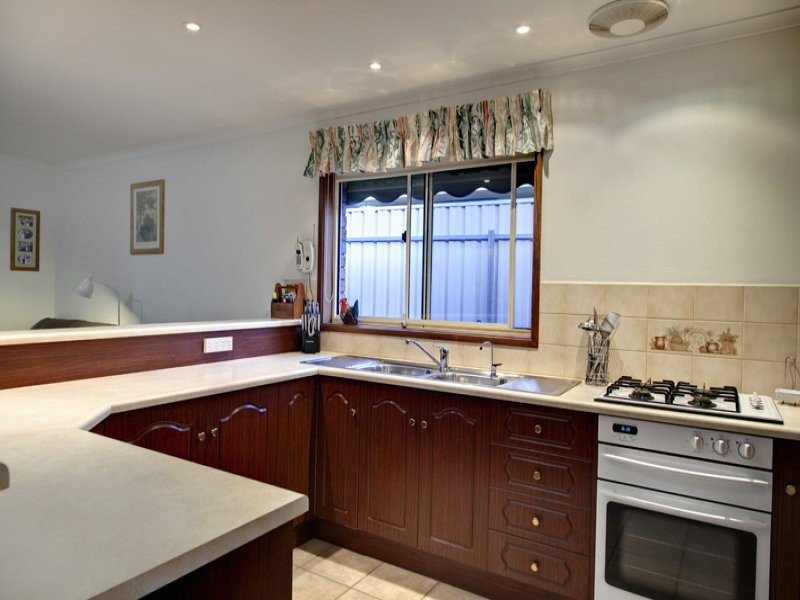 42 Cambridge Terrace, Hillbank SA 5112