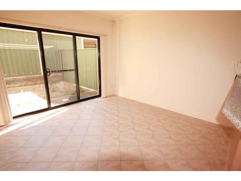2b Trinity Circuit, Mawson Lakes SA 5095