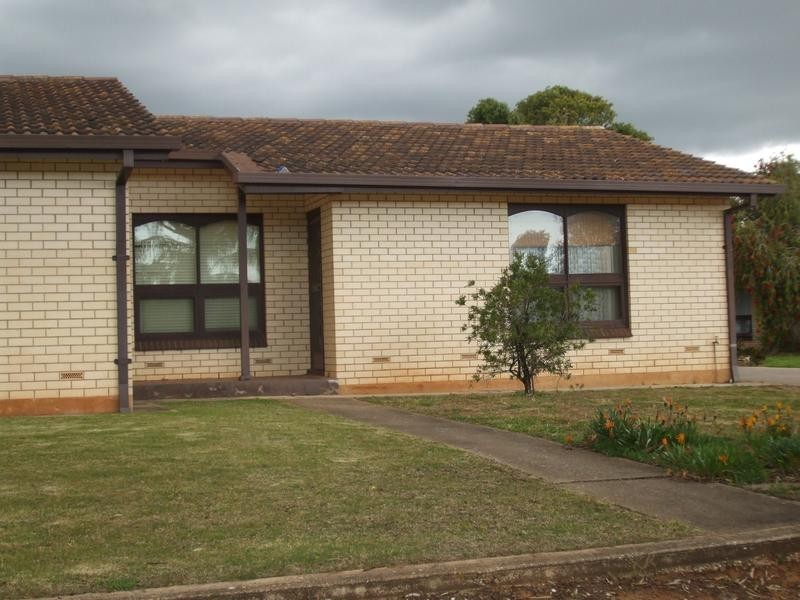 1/8 Emlyn Avenue, Salisbury SA 5108