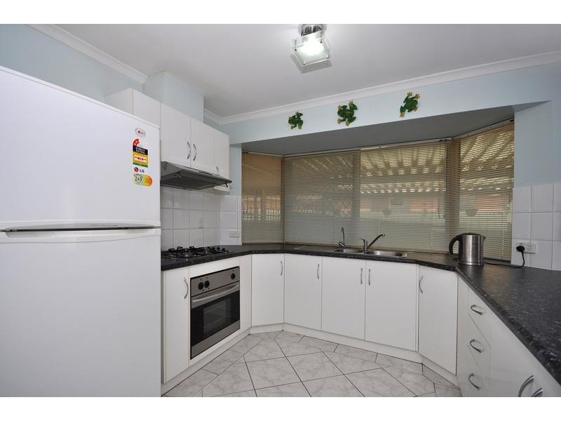 15 Lakeside Drive, Paralowie SA 5108