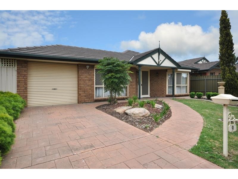 9 Caracas Crescent, Paralowie SA 5108