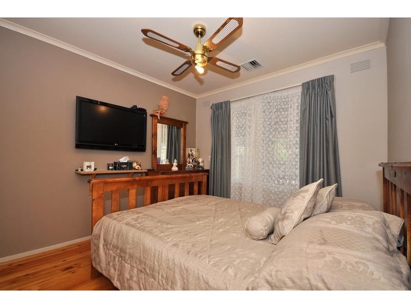 10 Lynton Street, Salisbury East SA 5109
