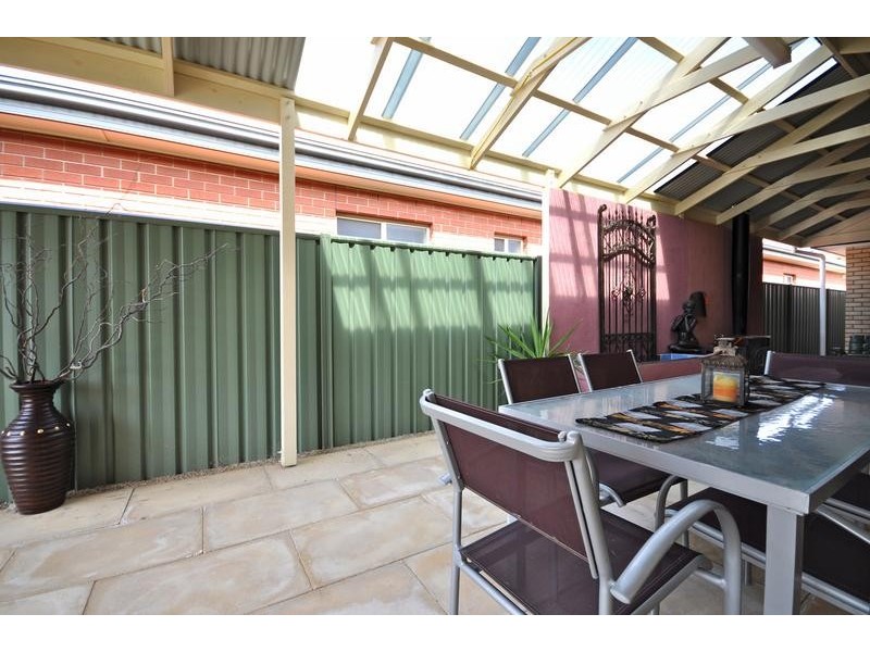 25 Brimpton Avenue, Mawson Lakes SA 5095