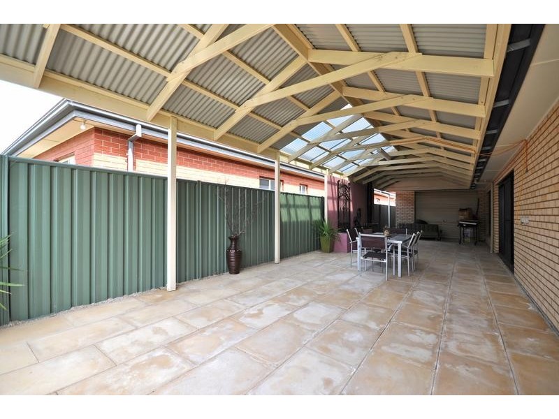 25 Brimpton Avenue, Mawson Lakes SA 5095