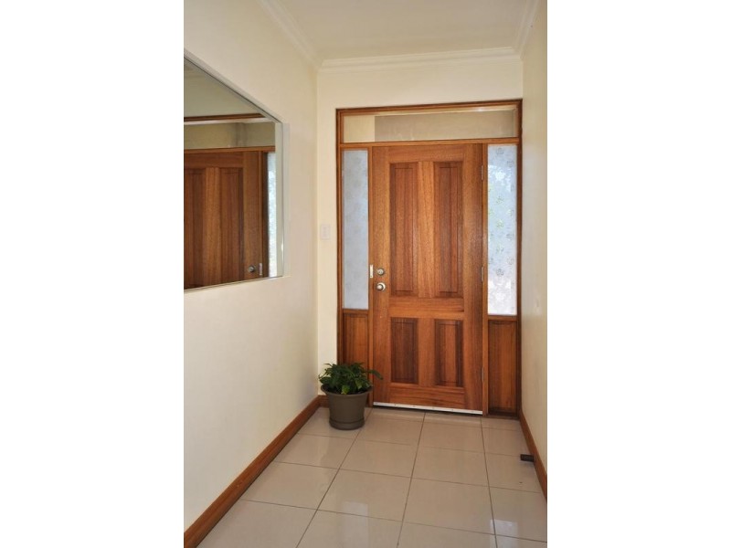 9 Canterbury Place, Burton SA 5110