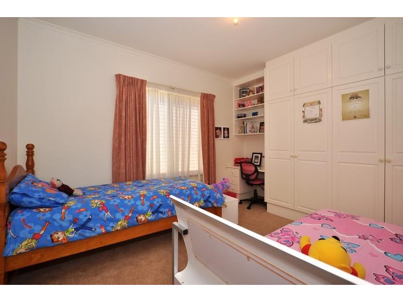 9 Canterbury Place, Burton SA 5110