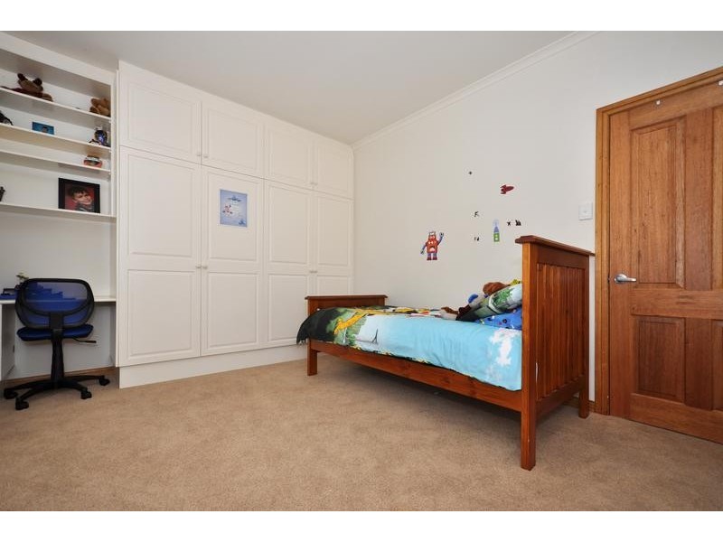 9 Canterbury Place, Burton SA 5110