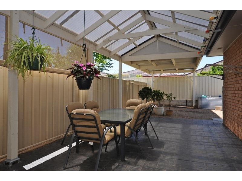 9 Canterbury Place, Burton SA 5110