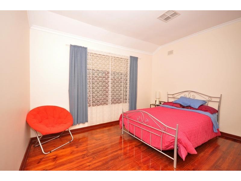 18 Enford Street, Elizabeth SA 5112