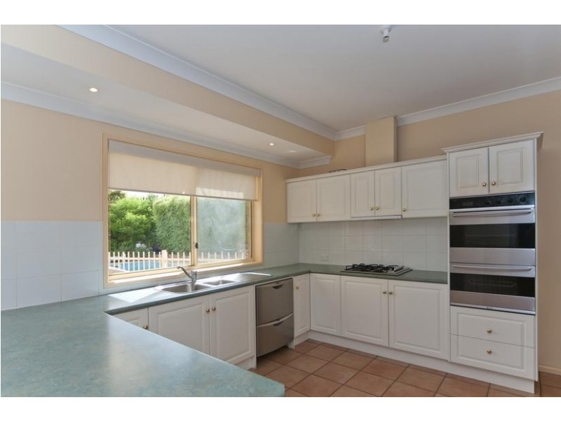 5 Castle Eaton Street, Golden Grove SA 5125