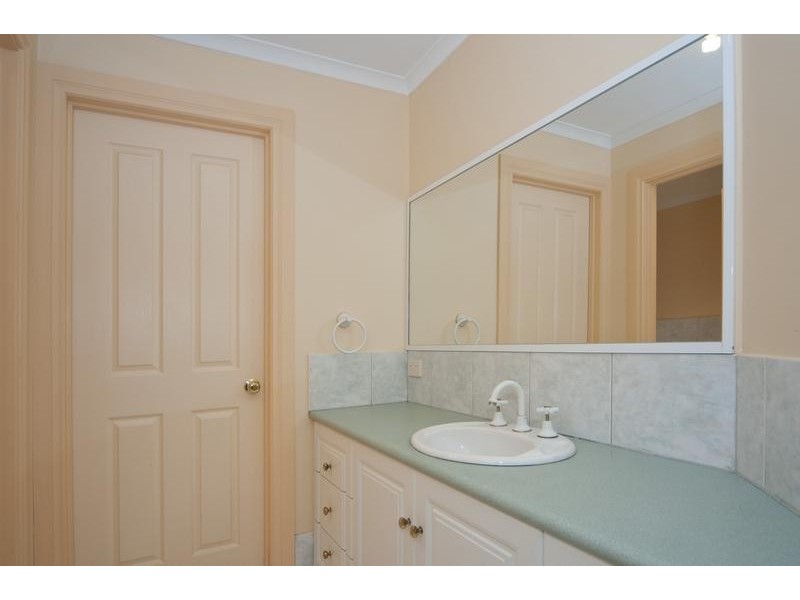 5 Castle Eaton Street, Golden Grove SA 5125