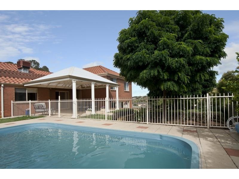 5 Castle Eaton Street, Golden Grove SA 5125