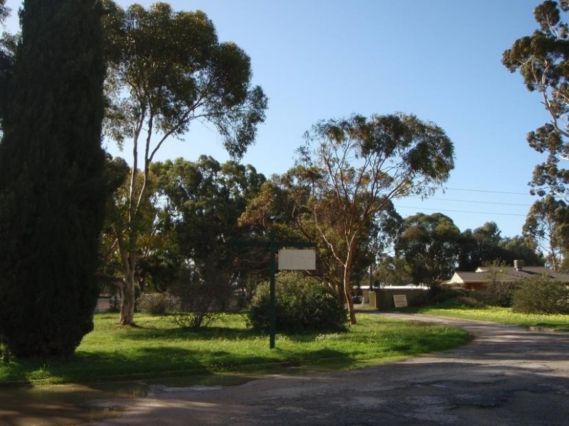 92 Shepherdson Rd, Parafield Gardens SA 5107
