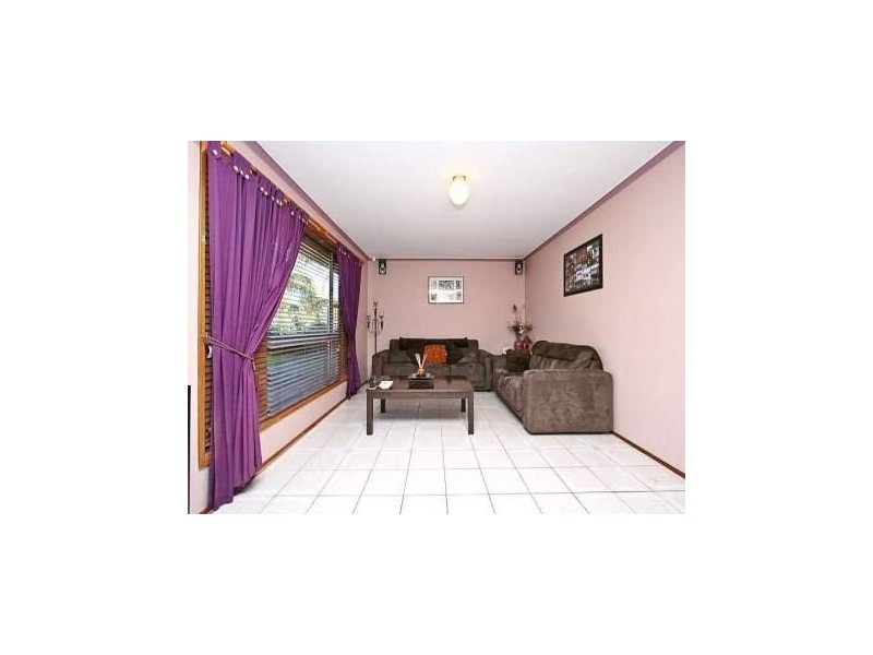 43 President Avenue, Andrews Farm SA 5114