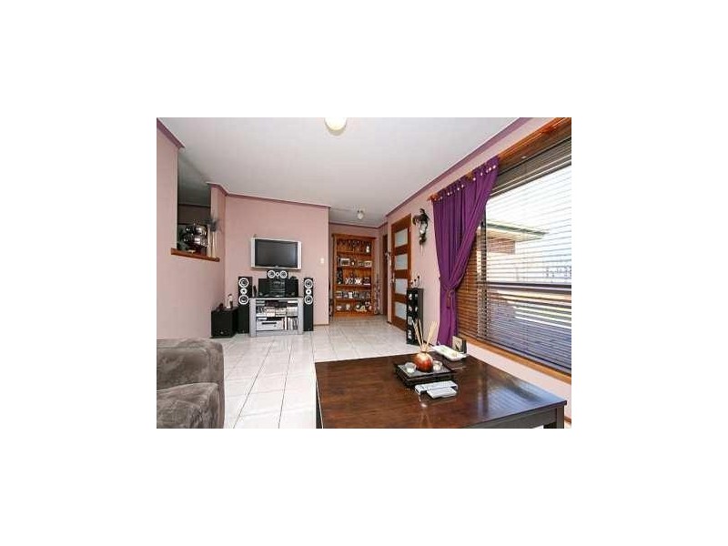 43 President Avenue, Andrews Farm SA 5114