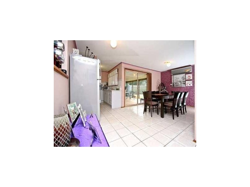 43 President Avenue, Andrews Farm SA 5114