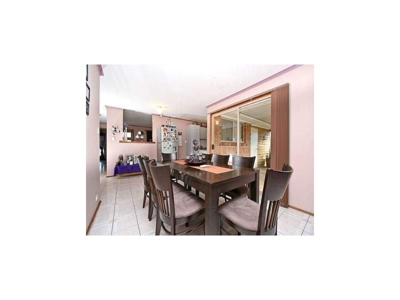 43 President Avenue, Andrews Farm SA 5114