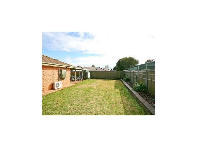 43 President Avenue, Andrews Farm SA 5114