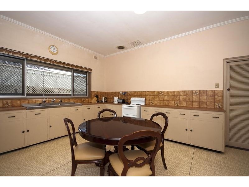 22 West Street, Queenstown SA 5014
